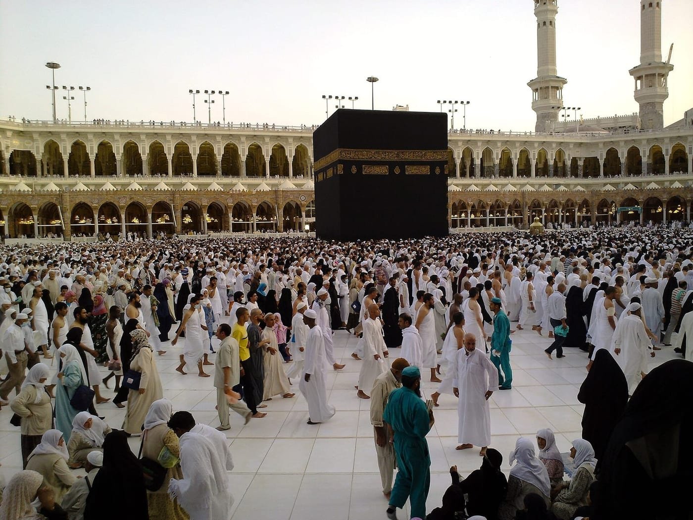 10 Nights 4 Star August Umrah Package 2026
